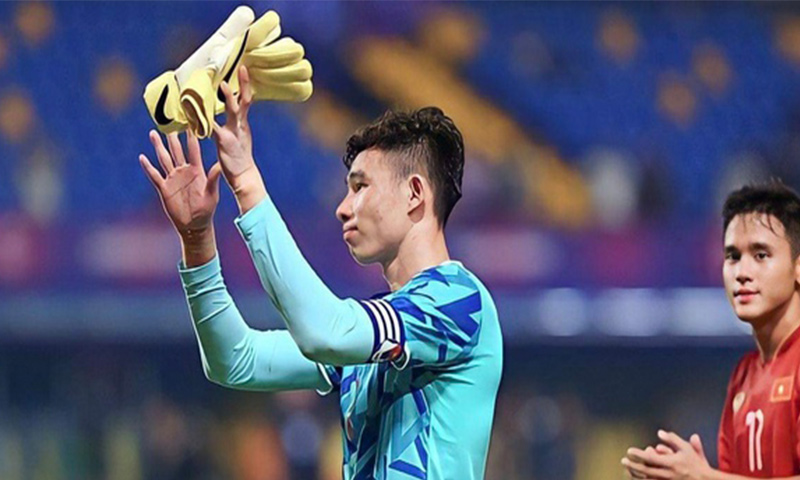 Văn Chuẩn là một trong những thủ môn có màn cứu thua xuất sắc nhất tại U23 Châu Á 2022